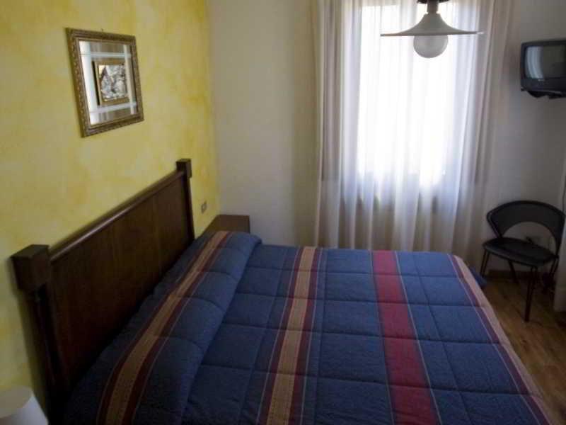 B&B Edelweiss Castione della Presolana Exterior foto