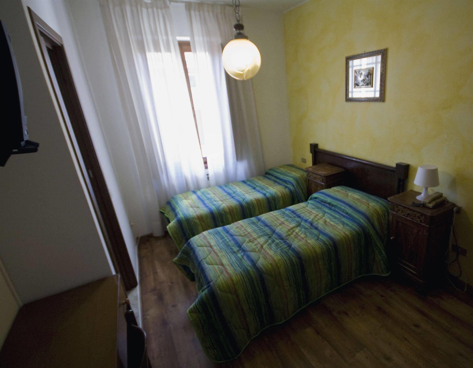 B&B Edelweiss Castione della Presolana Exterior foto